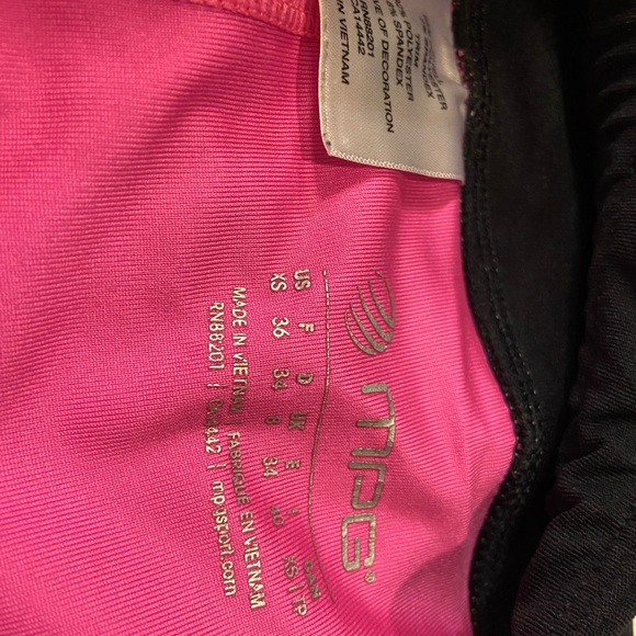 Athletic shorts - Picture 4 of 4